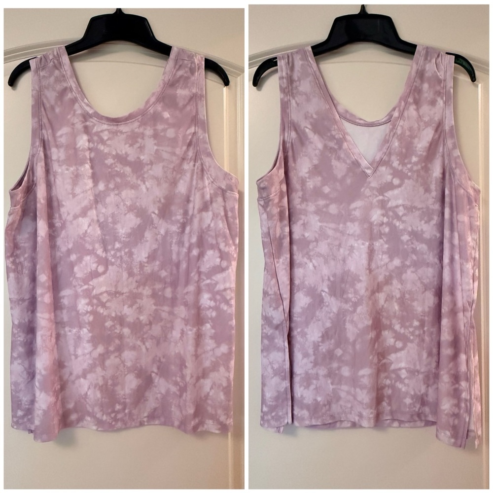 Old Navy Breathe ON V-Back Side-Vent Tank for Women